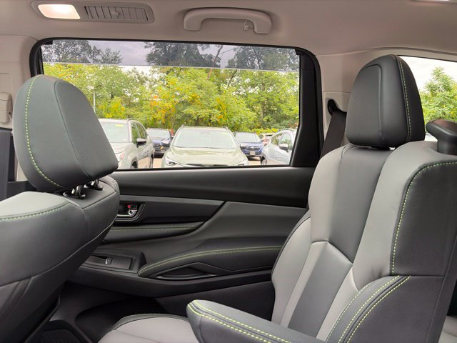 Used 2025 Subaru Ascent Onyx Edition AWD/4WD image 19
