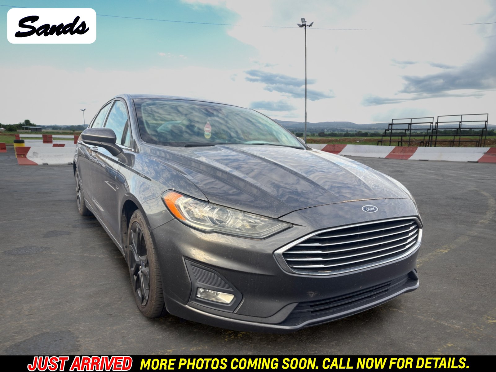 Used 2019 Ford Fusion SE w/ Equipment Group 151A FWD image 1