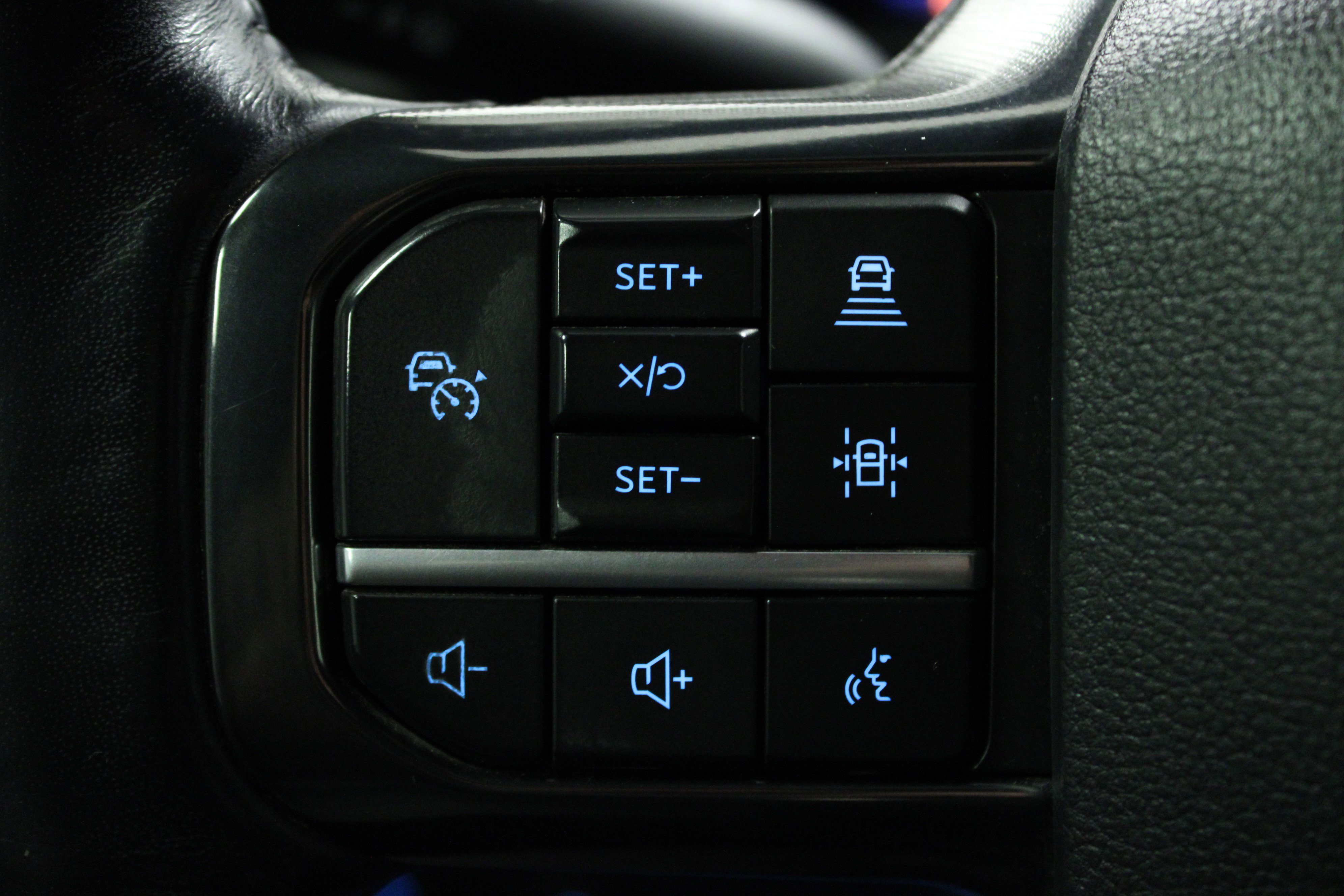 Used 2025 Ford F250 Platinum image 20