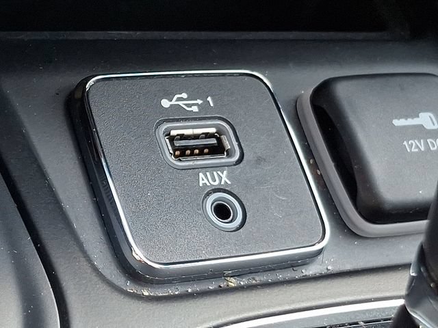 Used 2020 Jeep Cherokee Limited AWD/4WD image 26