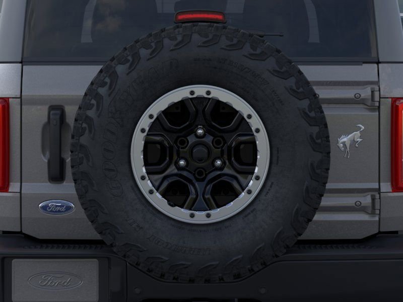 New 2024 Ford Bronco Black Diamond w/ Sasquatch Package image 25
