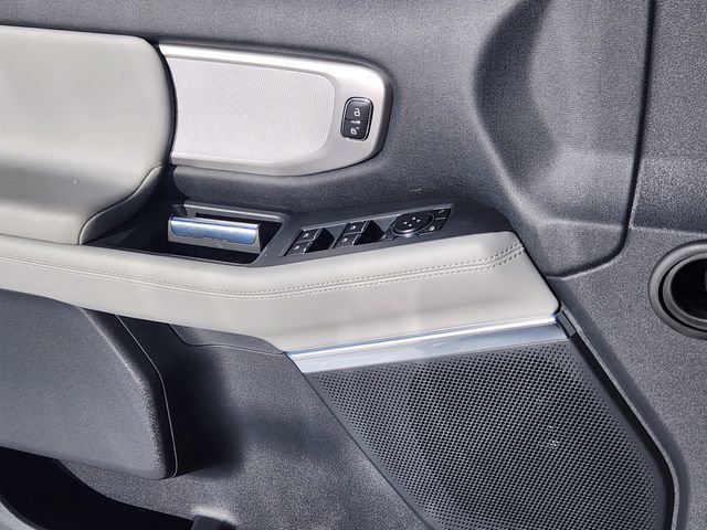 New 2026 Ford Expedition Active image 9