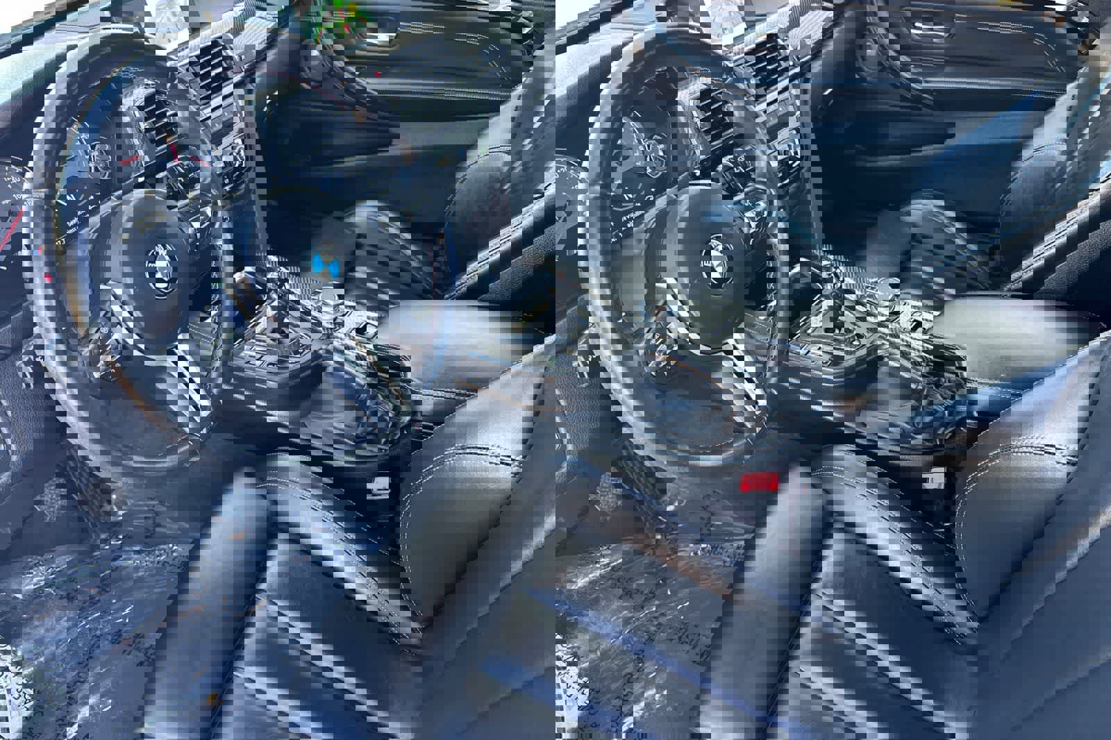 Used 2017 BMW M4 Convertible image 12