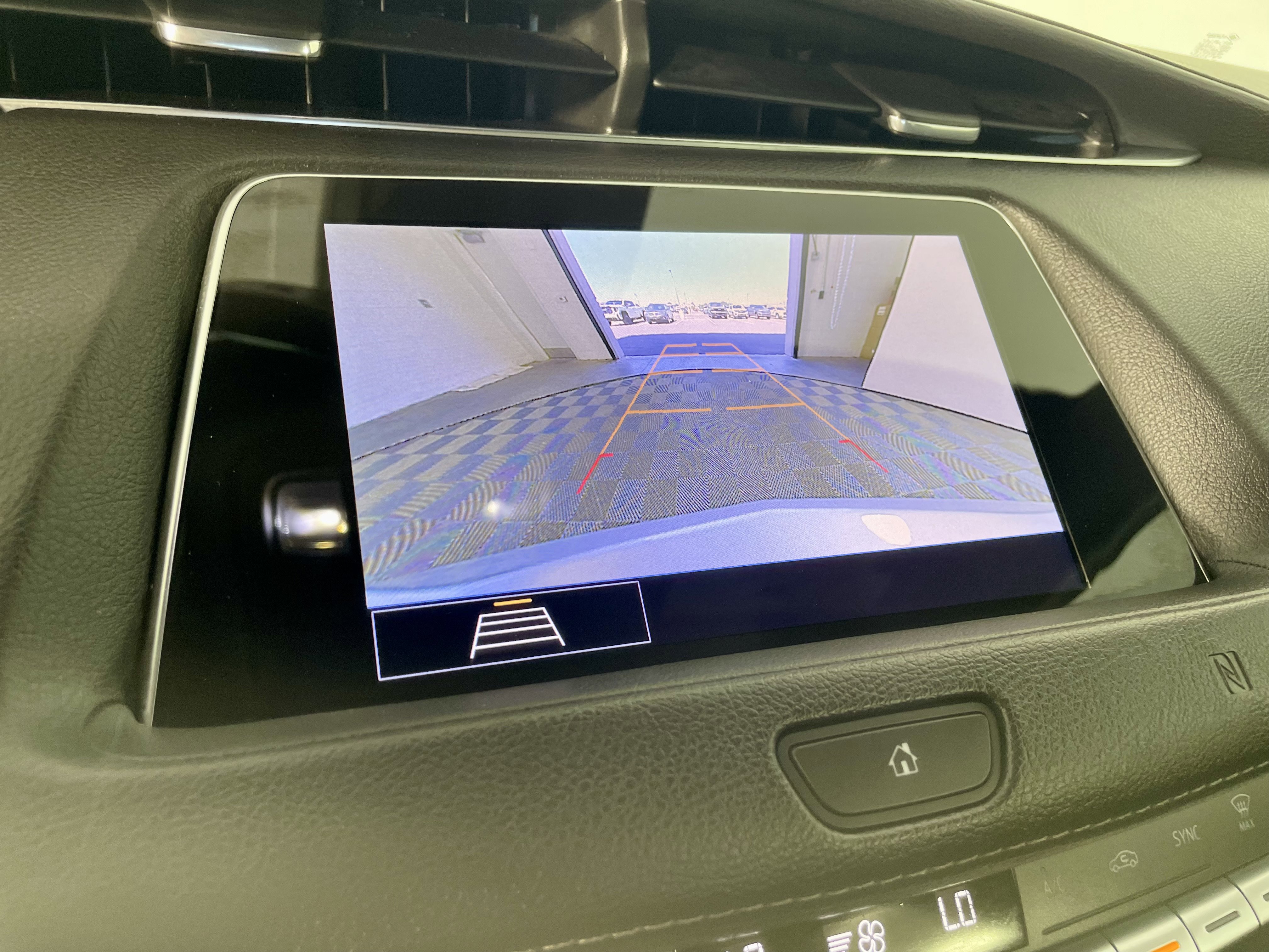 Used 2020 Cadillac XT4 Premium Luxury FWD image 20