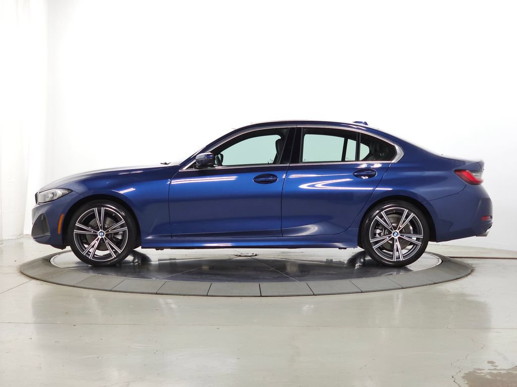 Used 2024 BMW 330i xDrive Sedan w/ Premium Package AWD/4WD image 5
