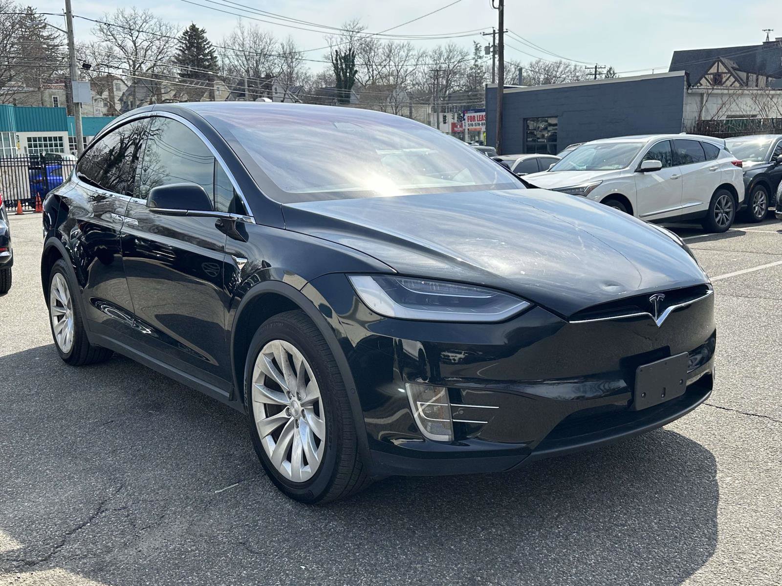 Used 2020 Tesla Model X Long Range image 1