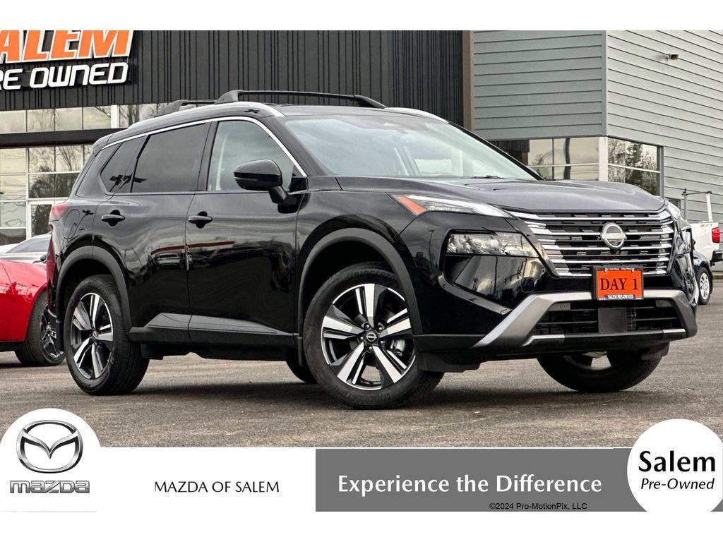 Used 2025 Nissan Rogue SL w/ SL Premium Package image 1