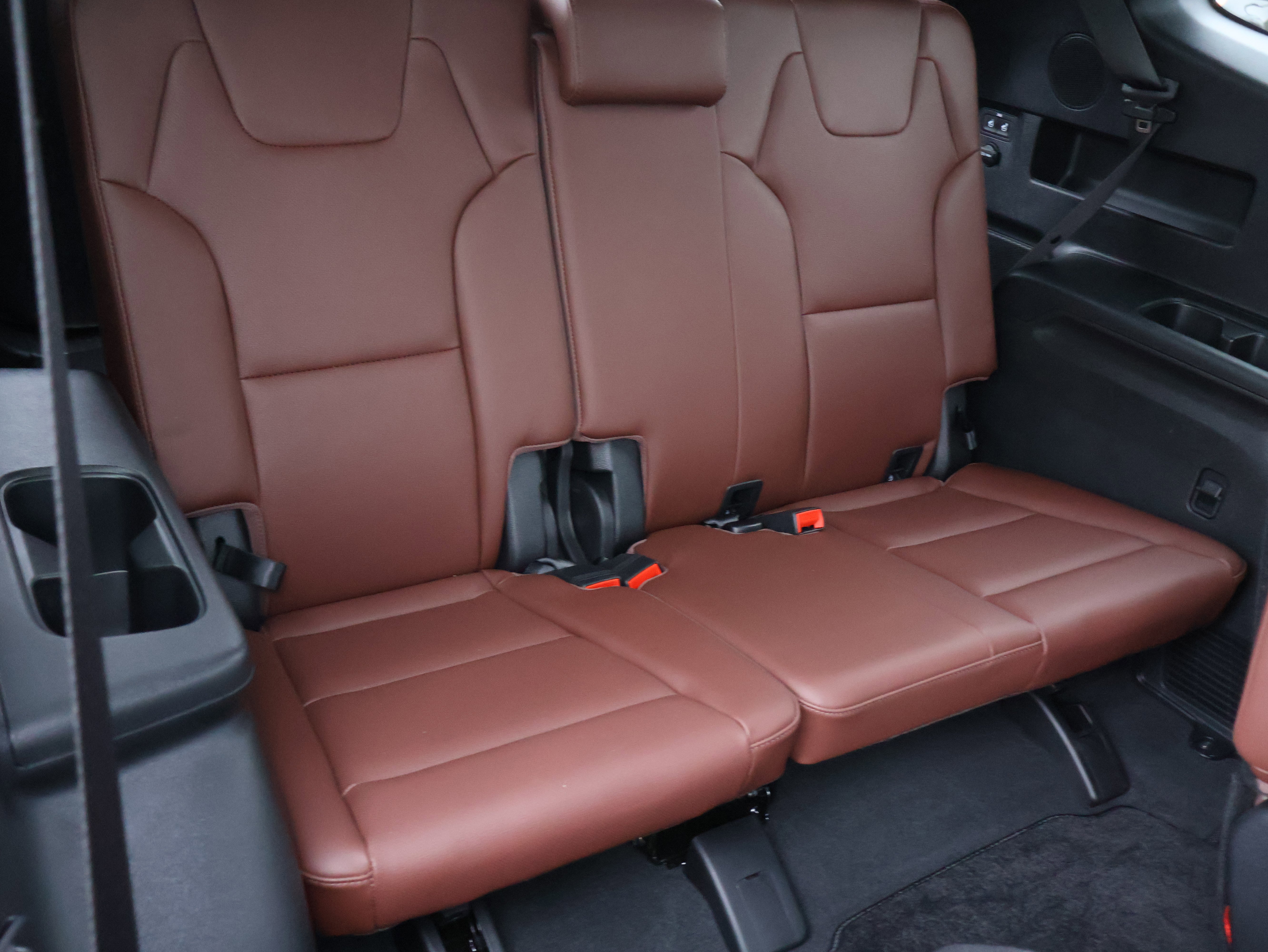 Used 2024 Kia Telluride SX image 12