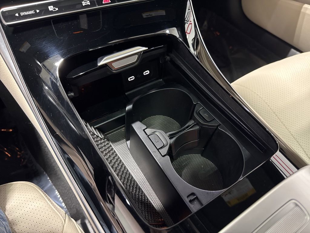 Used 2025 Mercedes-Benz CLE 300 4MATIC Coupe image 16