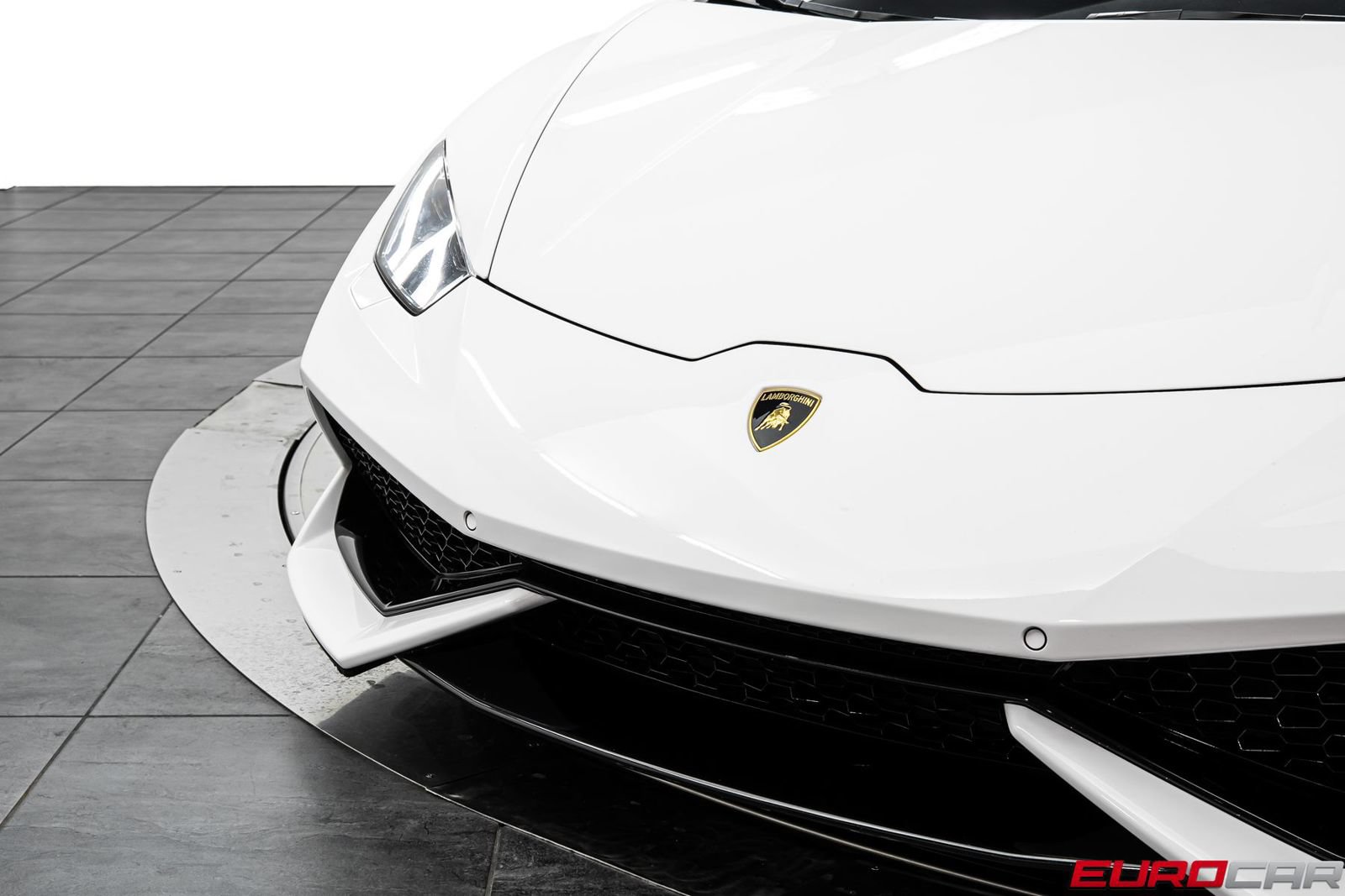 Used 2015 Lamborghini Huracan LP 610-4 AWD/4WD image 11