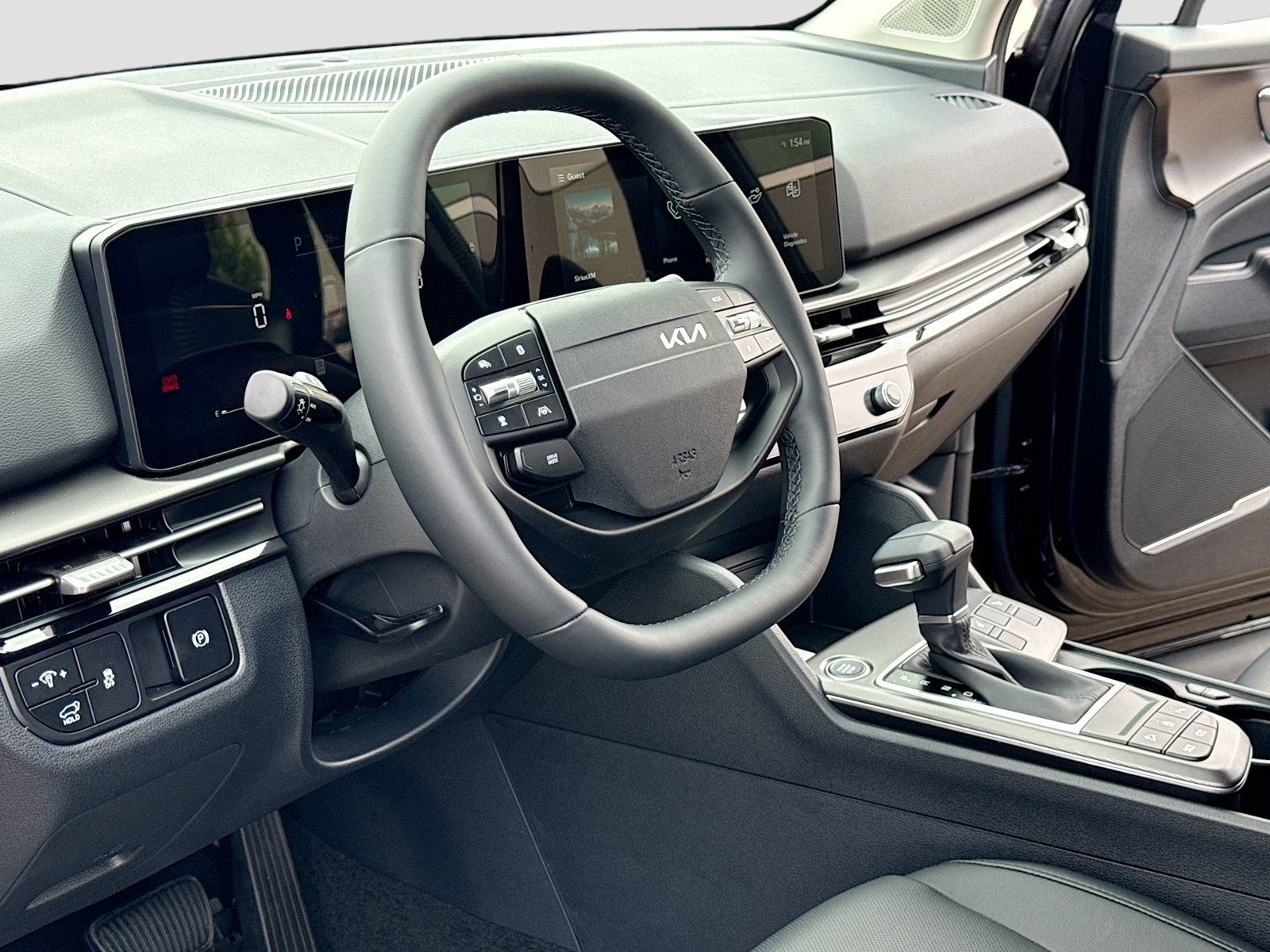 New 2026 Kia Sportage EX FWD image 4