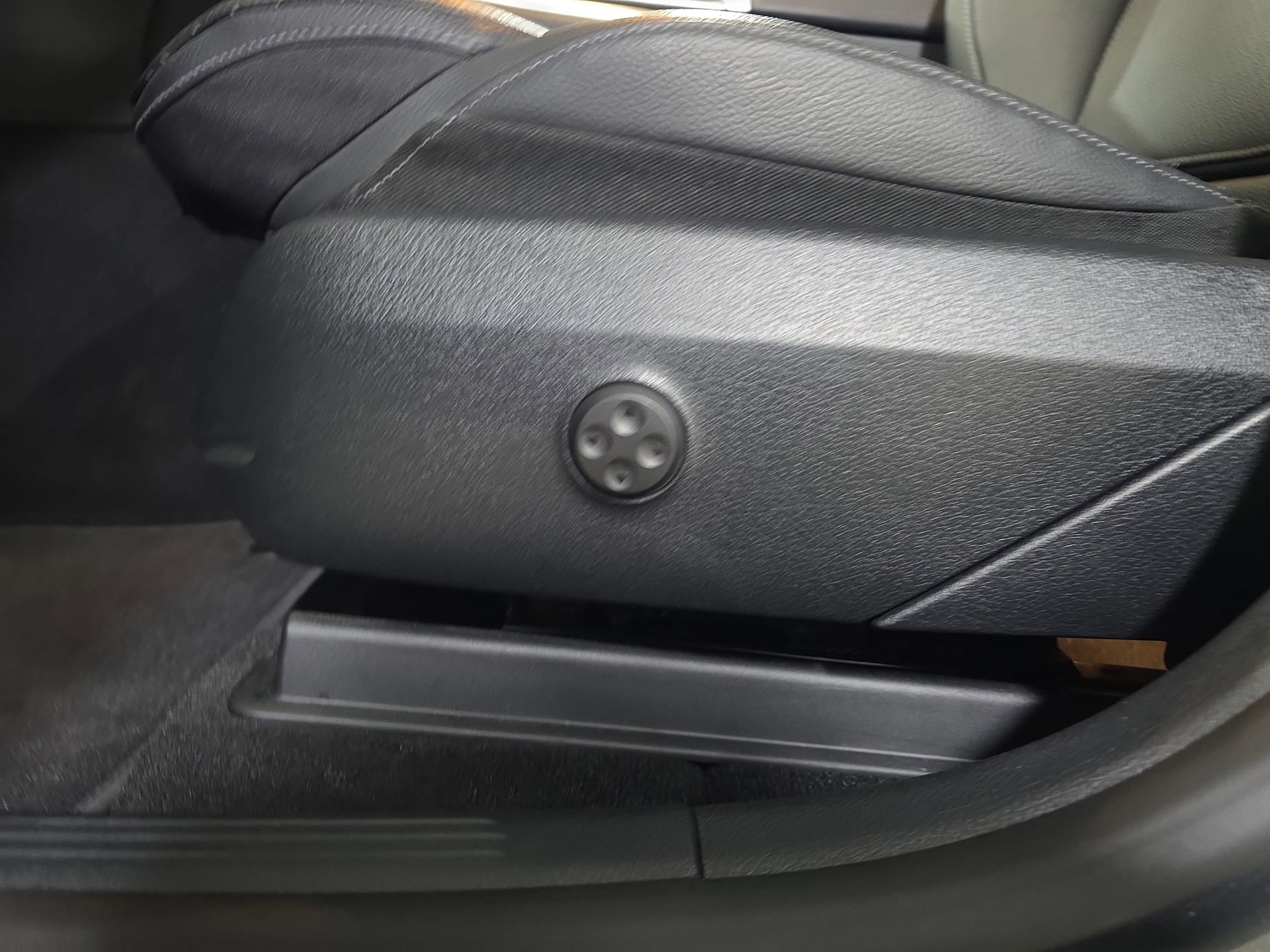 Certified 2023 Mercedes-Benz GLC 300 4MATIC image 25