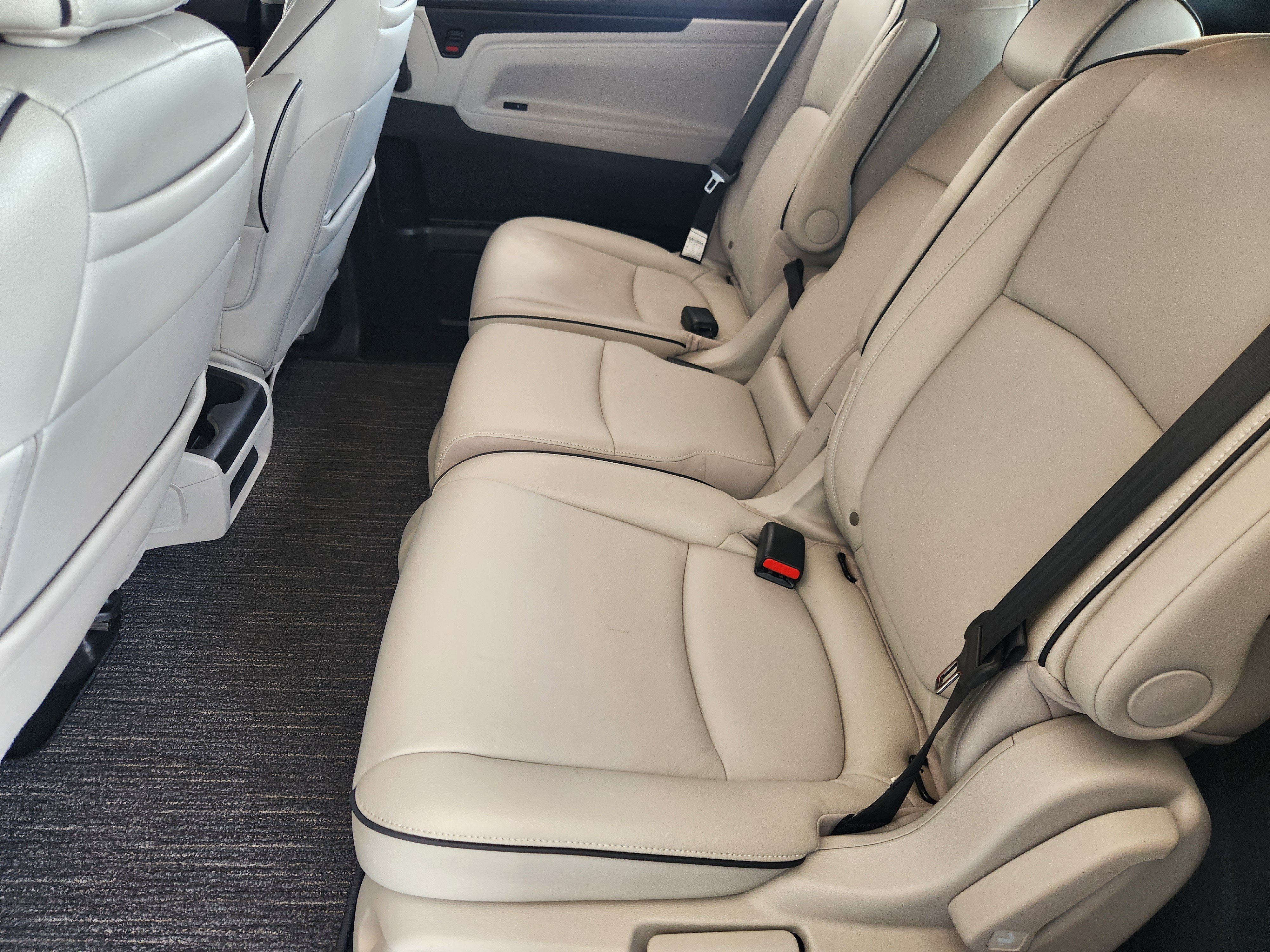 Used 2025 Honda Odyssey Touring image 32
