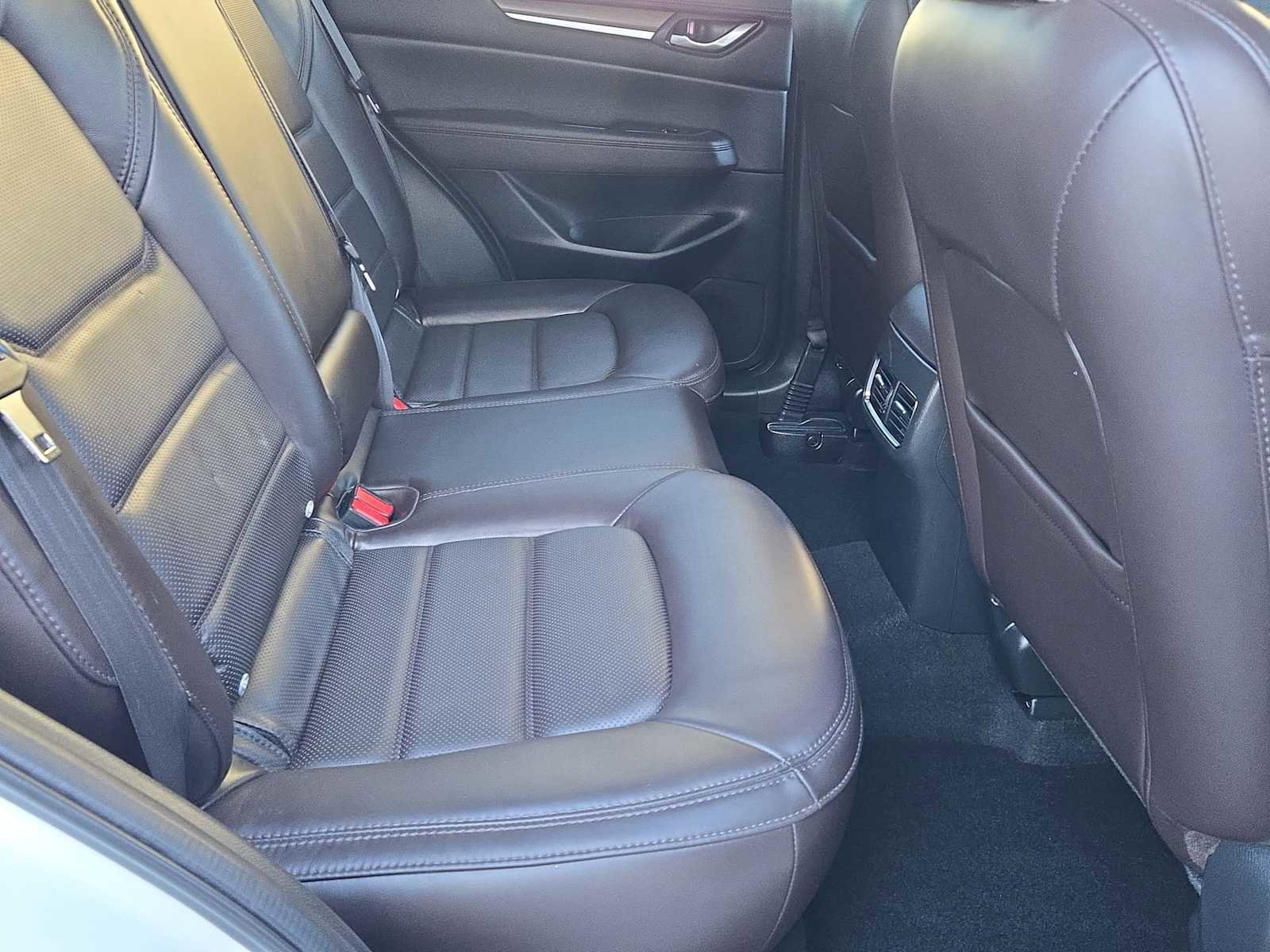 Used 2021 MAZDA CX-5 Signature image 28