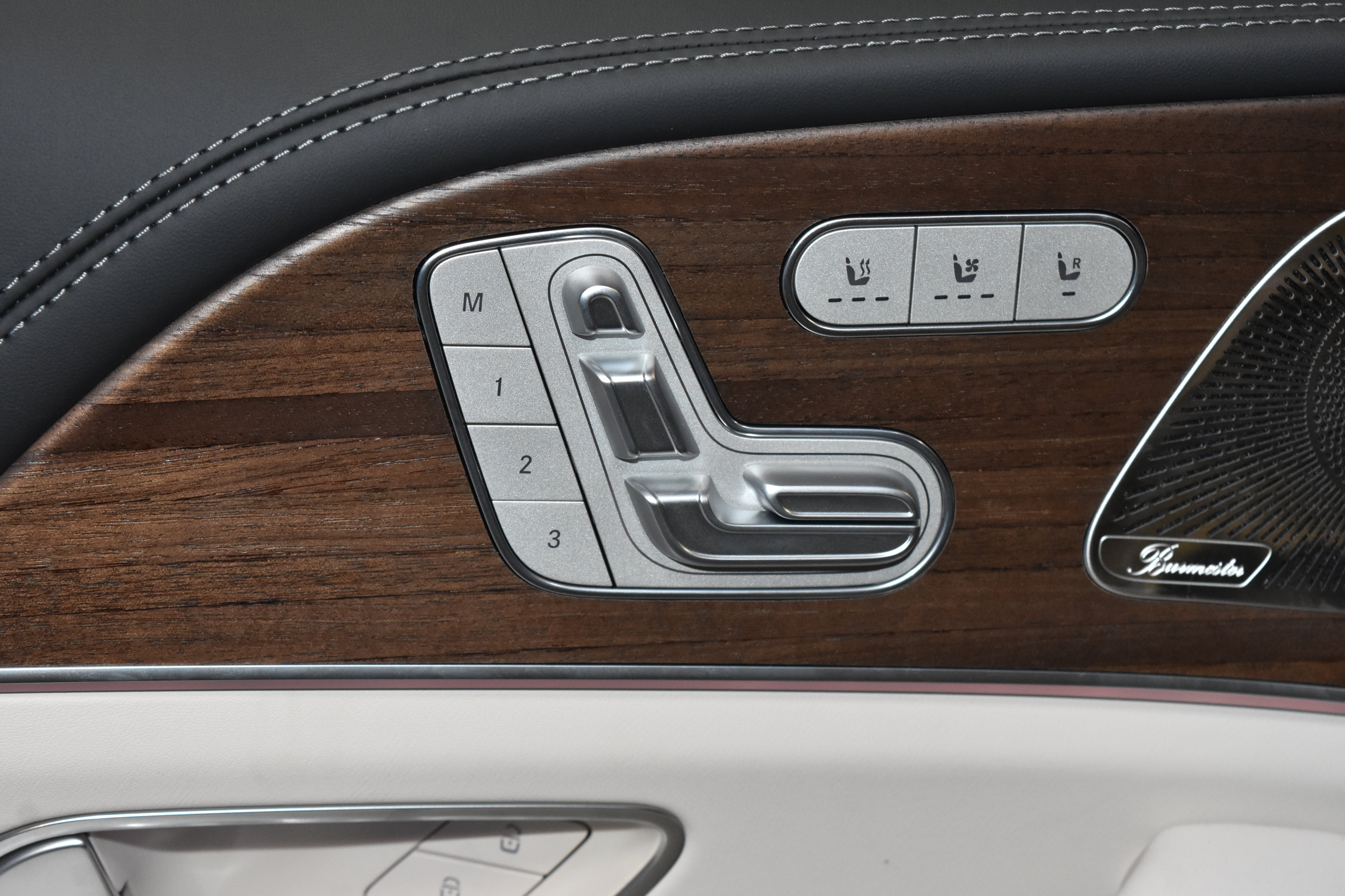 New 2026 Mercedes-Benz GLS 63 AMG 4MATIC image 4