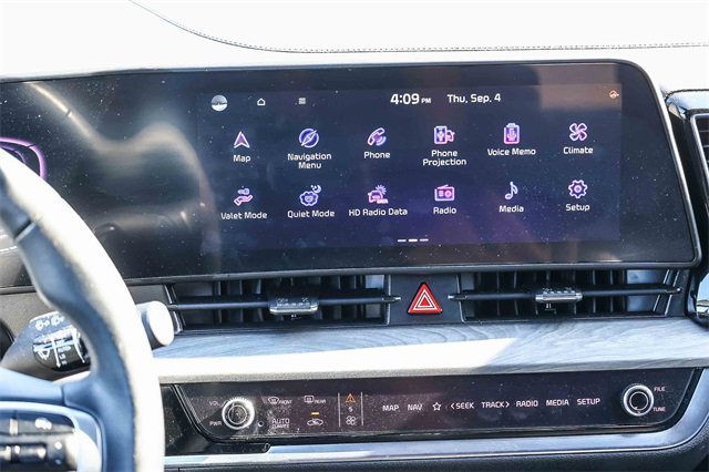 Used 2025 Kia Sportage X-Line image 14