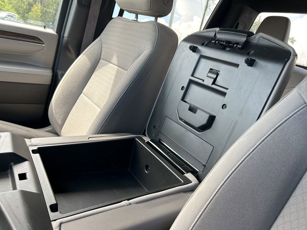 Used 2024 Chevrolet Silverado 2500 LT image 30