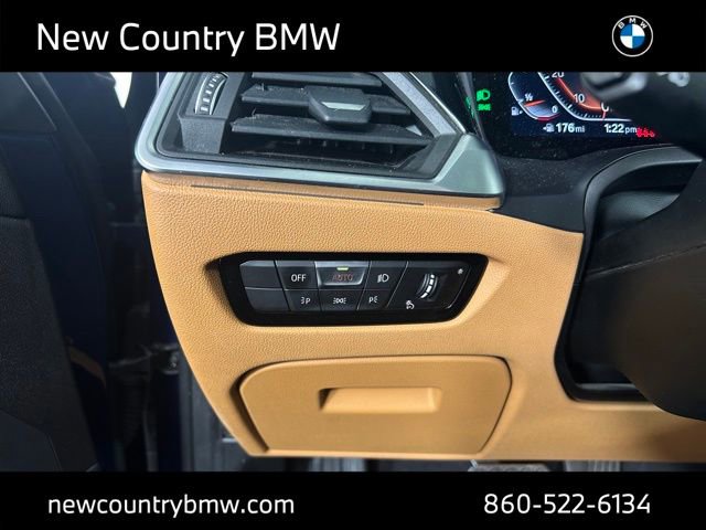 Used 2021 BMW 330i xDrive Sedan w/ Convenience Package image 13