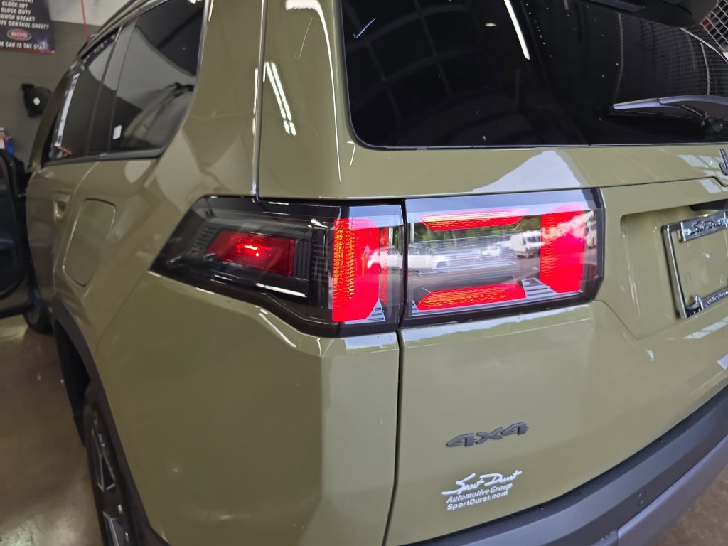 New 2026 Jeep Cherokee Limited AWD/4WD image 35