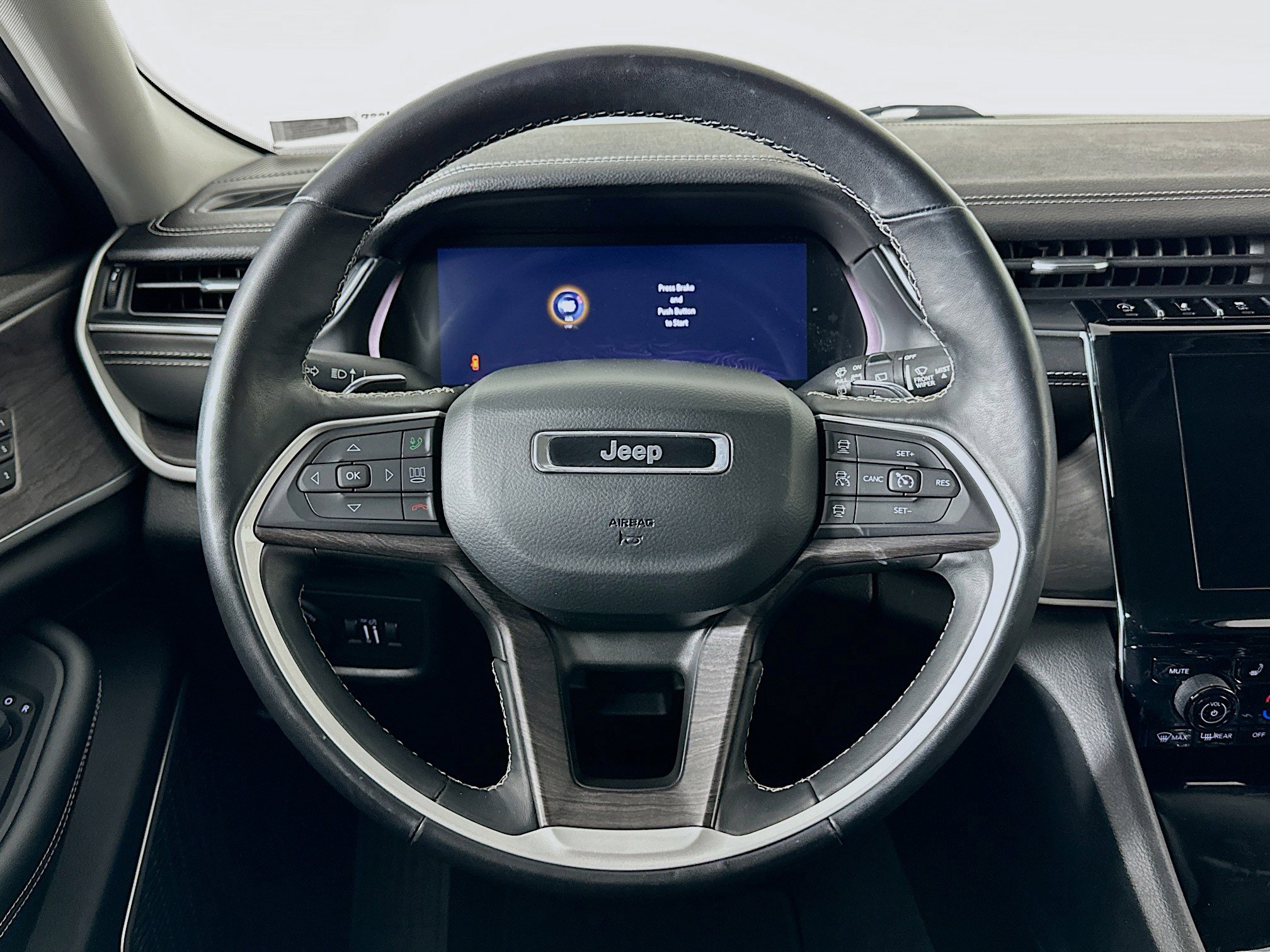 Used 2021 Jeep Grand Cherokee L Limited image 18