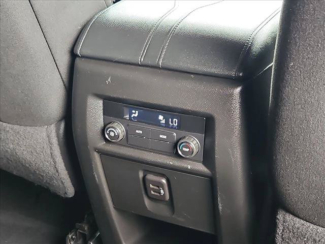 Used 2023 Chevrolet Traverse LT AWD/4WD image 22