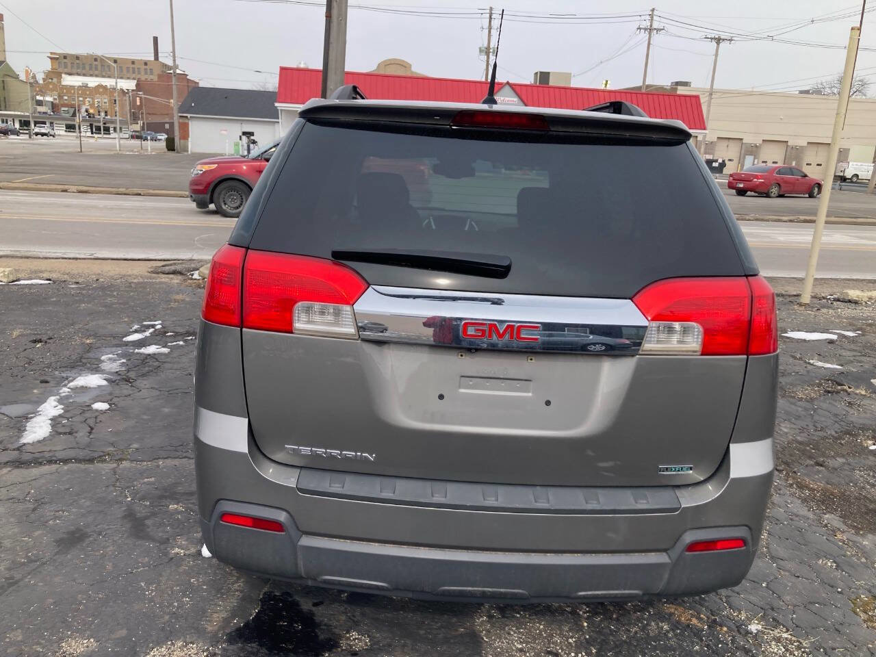Used 2012 GMC Terrain SLE FWD image 2