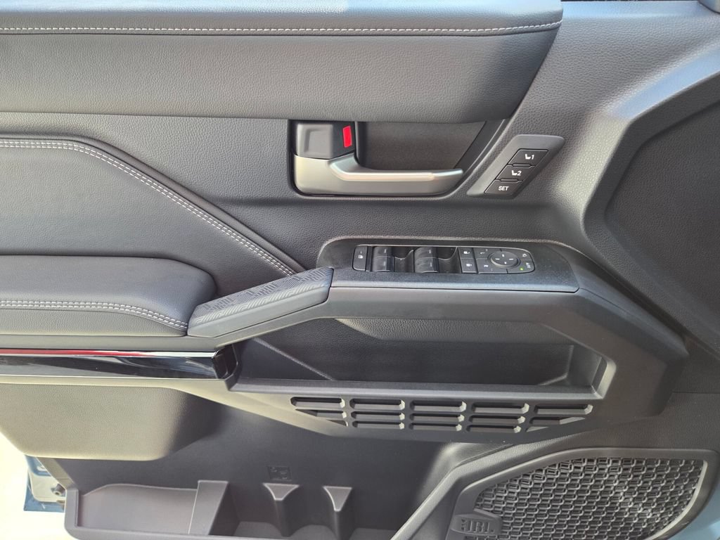 New 2026 Toyota 4Runner Limited AWD/4WD image 29