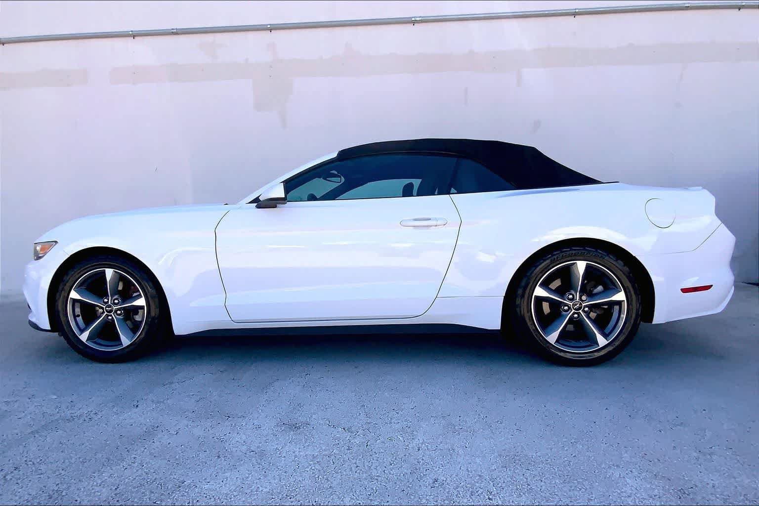 Used 2017 Ford Mustang Convertible w/ Equipment Group 051A RWD image 3