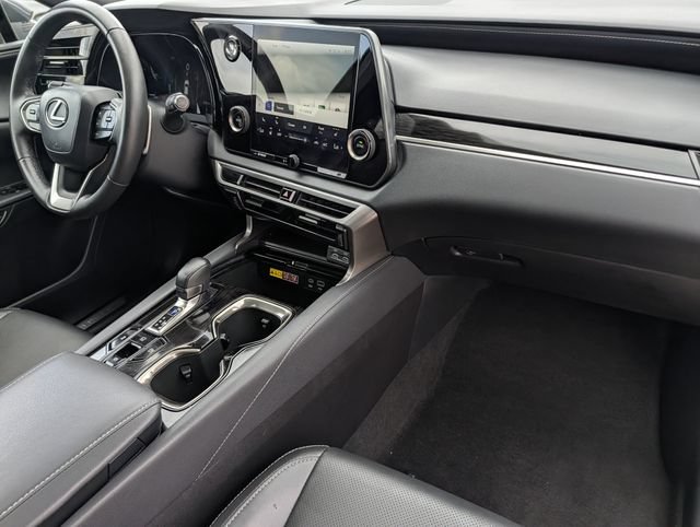 Used 2025 Lexus RX 350 FWD w/ Technology Package image 33