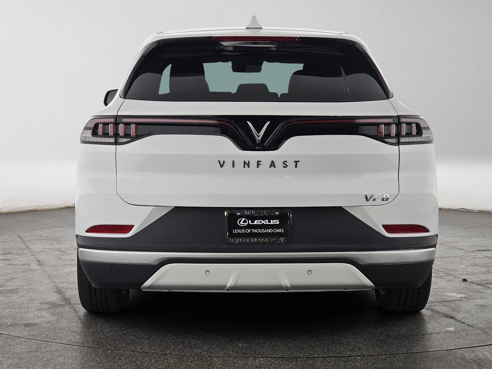 Used 2023 VinFast VF 8 Eco AWD/4WD image 4