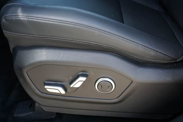 Used 2025 Hyundai Santa Fe SEL FWD image 15
