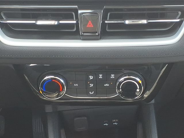 Used 2026 Chevrolet TrailBlazer LT AWD/4WD image 12