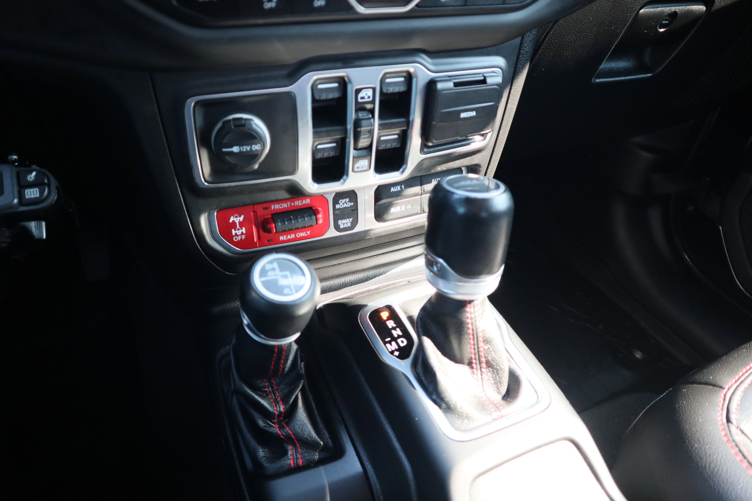 Used 2020 Jeep Gladiator Rubicon image 30