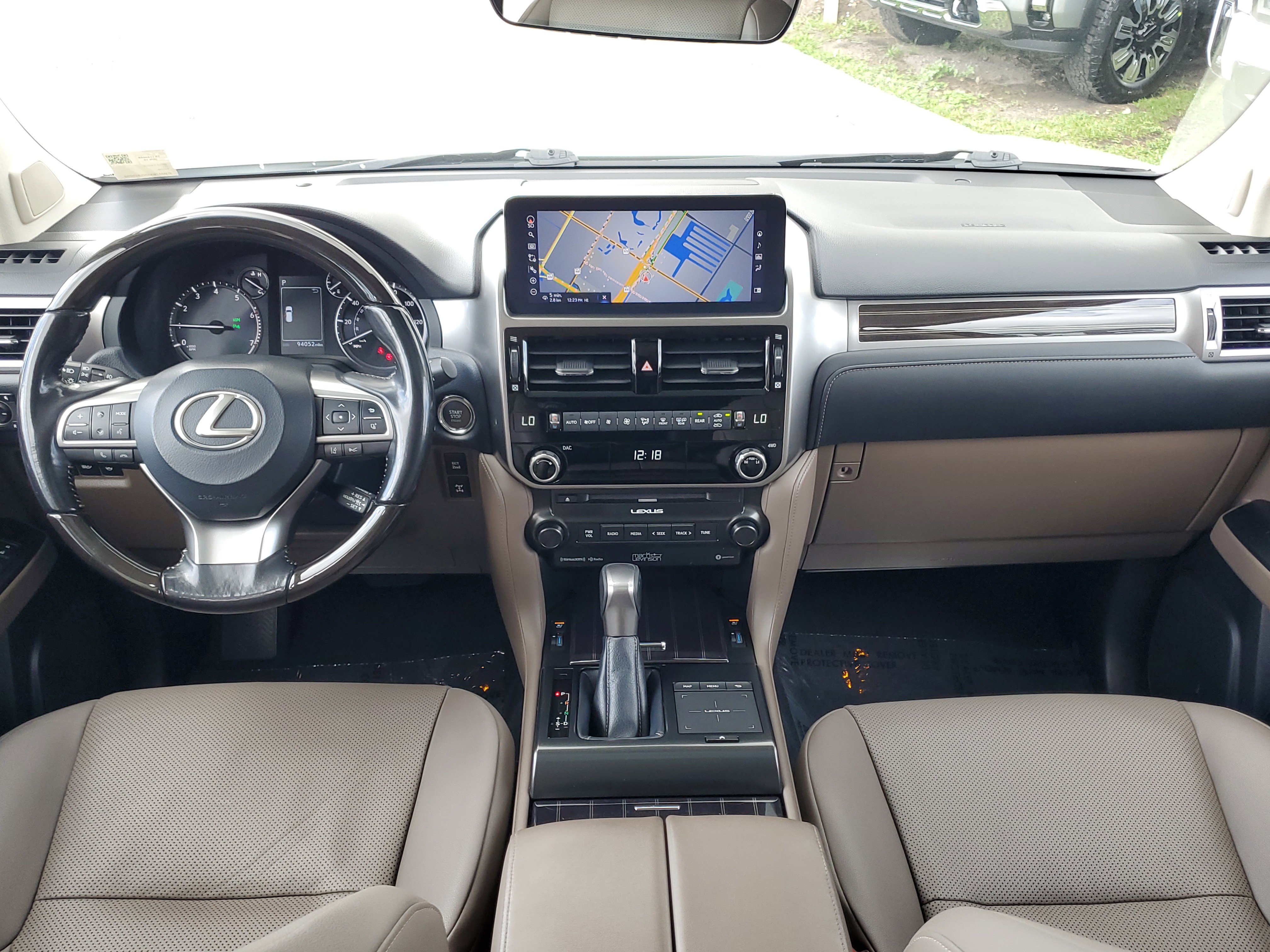 Used 2022 Lexus GX 460 Premium w/ Accessory Package image 19