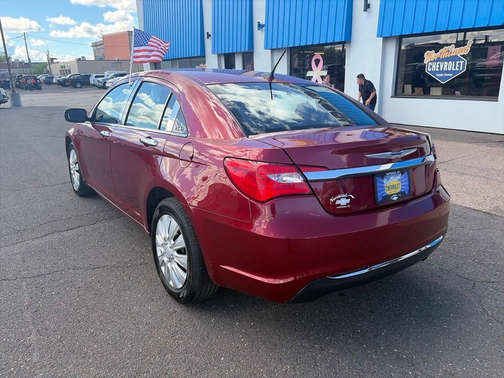 Used 2014 Chrysler 200 LX FWD image 8