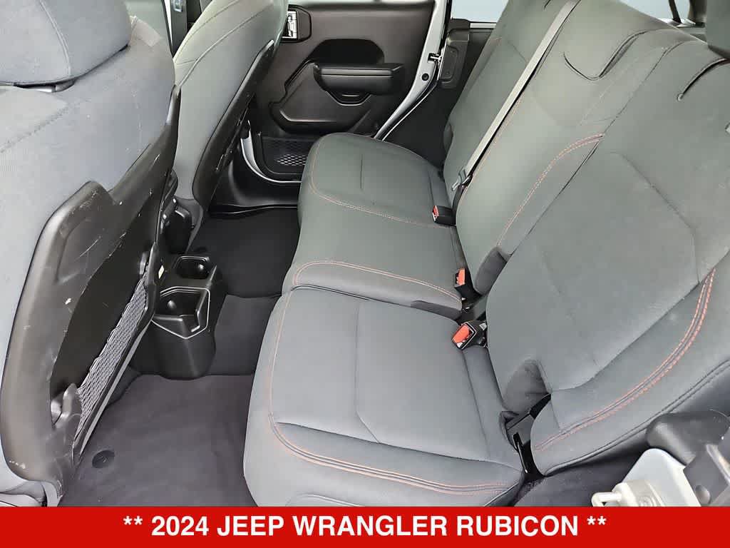 Used 2024 Jeep Wrangler Unlimited Rubicon AWD/4WD image 21