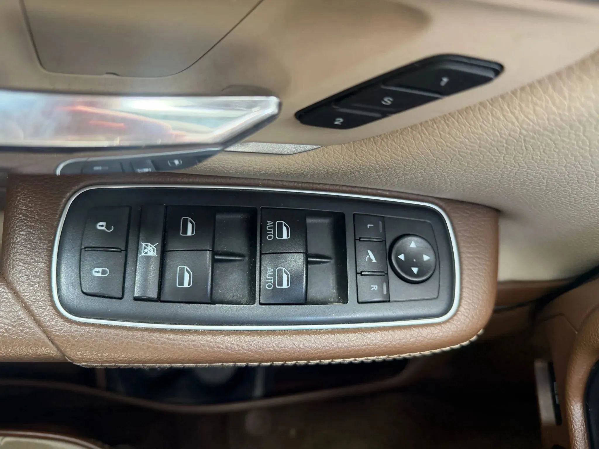 Used 2020 RAM 1500 Laramie image 24