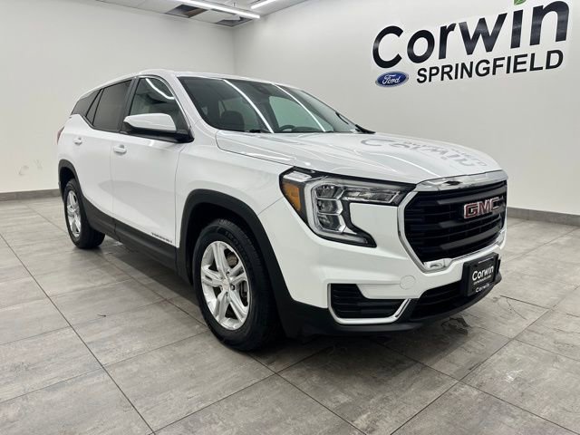 Used 2024 GMC Terrain SLE image 7