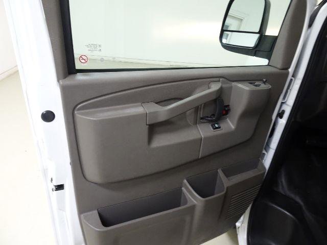 Used 2021 Chevrolet Express 2500 w/ Driver Convenience Package image 21
