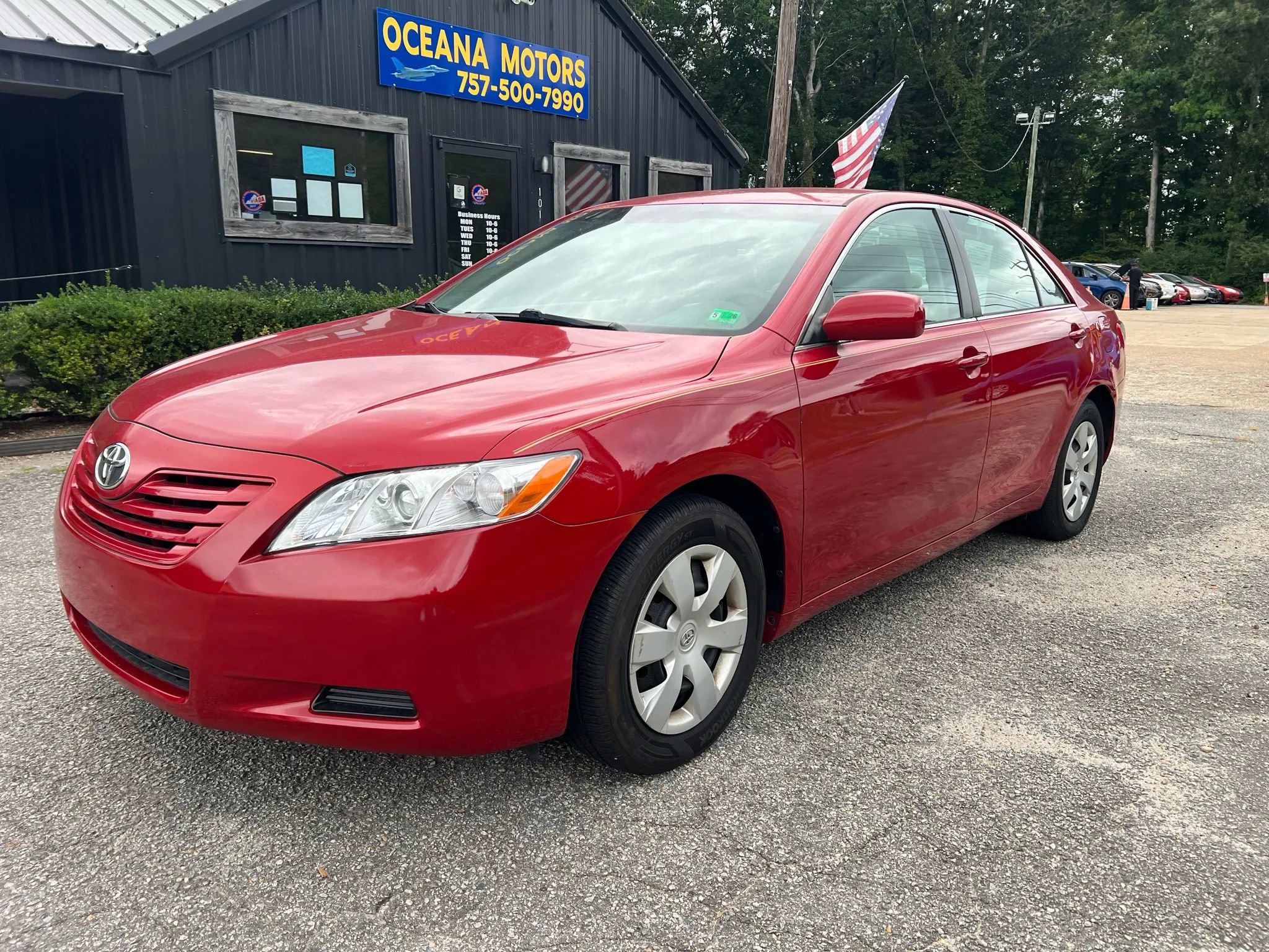 Used 2009 Toyota Camry LE image 1