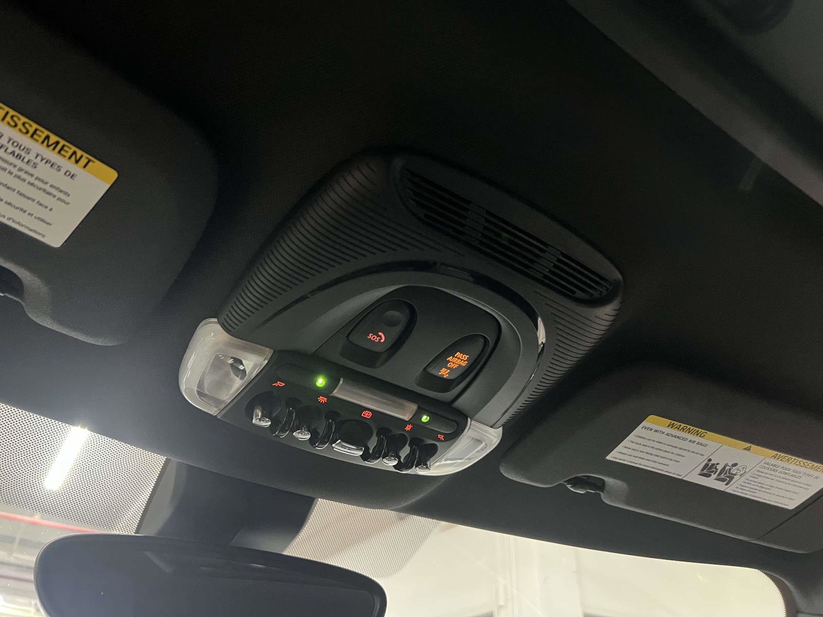 Used 2020 MINI Cooper Countryman S w/ Premium Package image 32