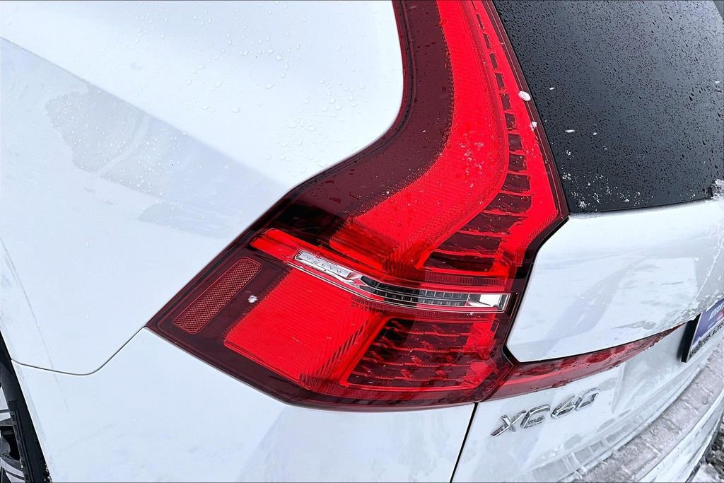 Certified 2023 Volvo XC60 B5 Plus image 22