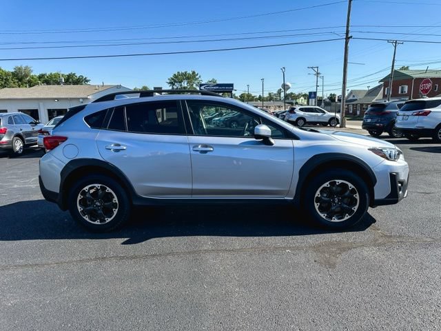 Used 2021 Subaru Crosstrek 2.0i Premium w/ Moonroof Package AWD/4WD image 9