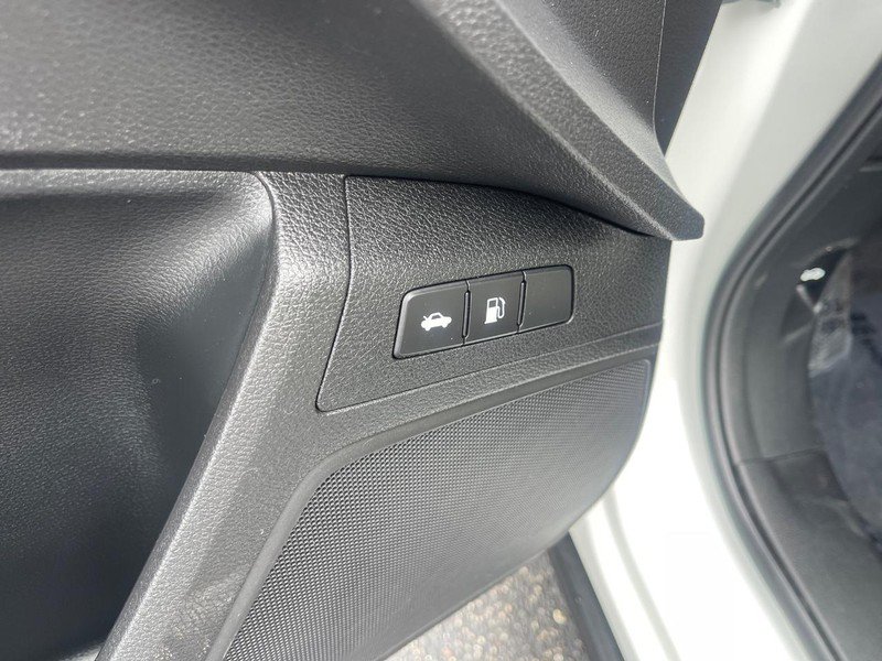 Used 2020 Honda Clarity Touring image 22