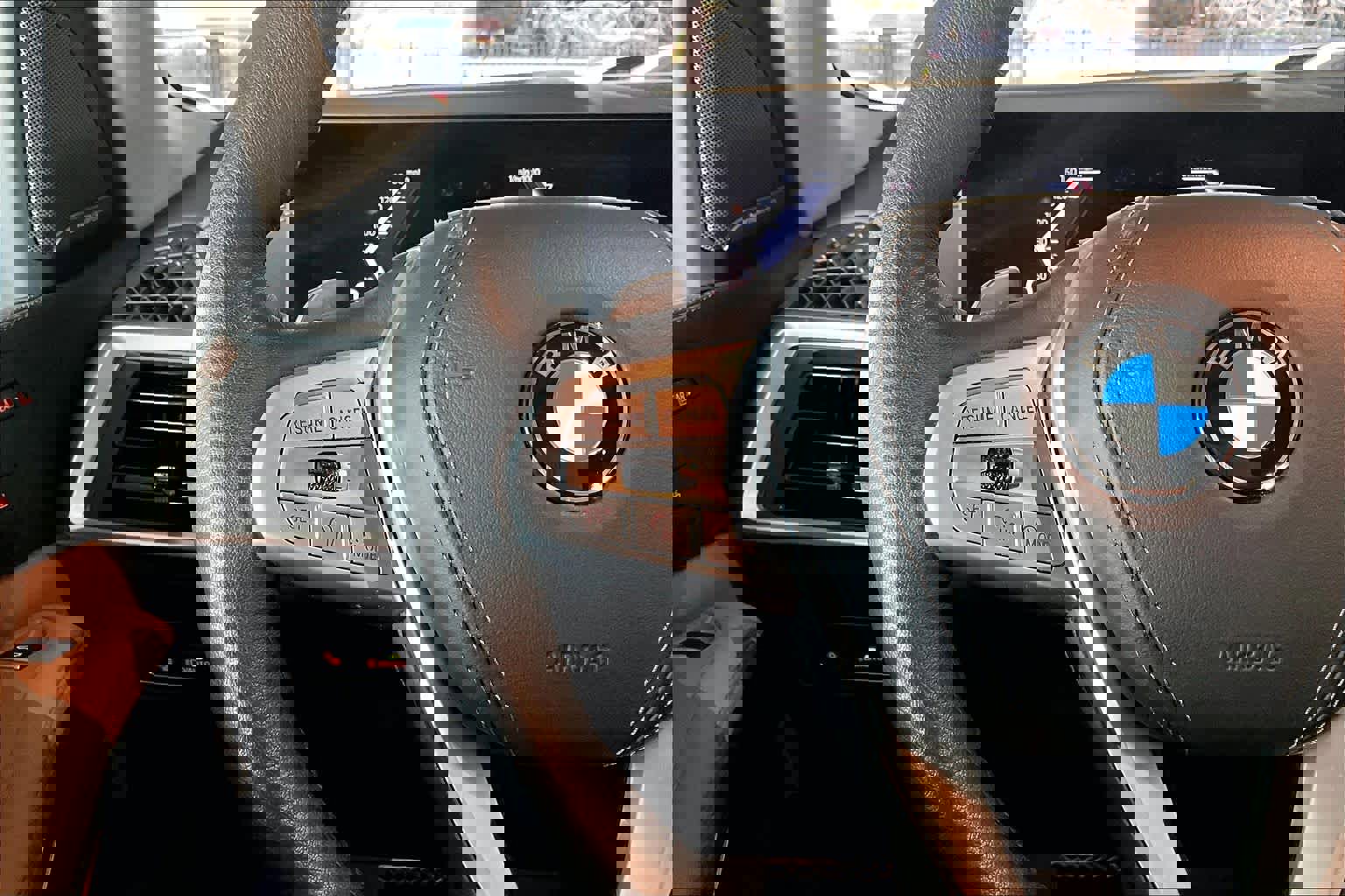 Used 2026 BMW X7 xDrive40i image 23