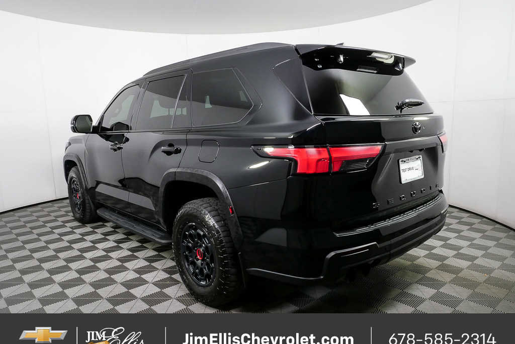 Used 2025 Toyota Sequoia TRD Pro AWD/4WD image 27