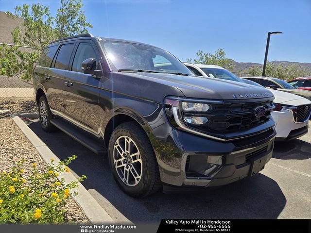 Used 2025 Ford Expedition Active AWD/4WD image 1