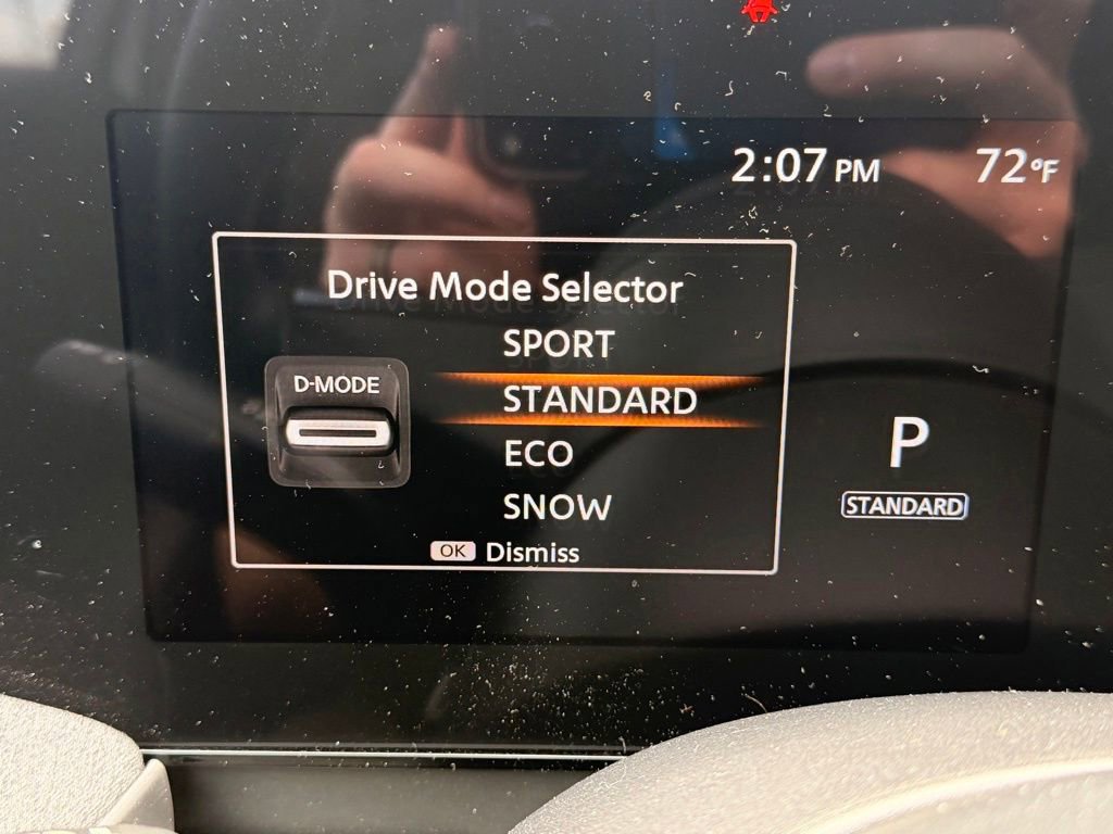 Used 2025 Nissan Kicks SV w/ Charging Package AWD/4WD image 18