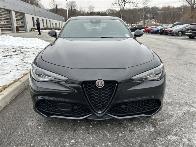 Used 2023 Alfa Romeo Giulia Veloce image 3