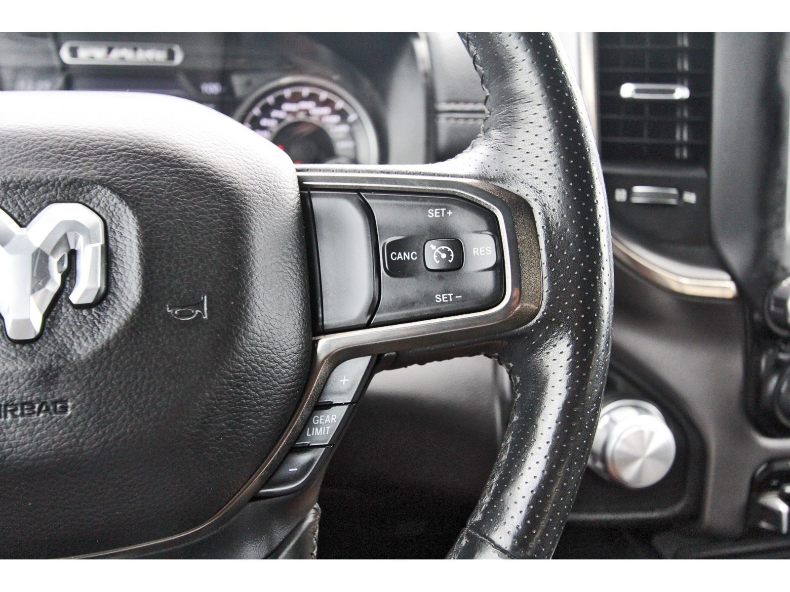 Used 2019 RAM 1500 Sport w/ Level 2 Equipment Group AWD/4WD image 24